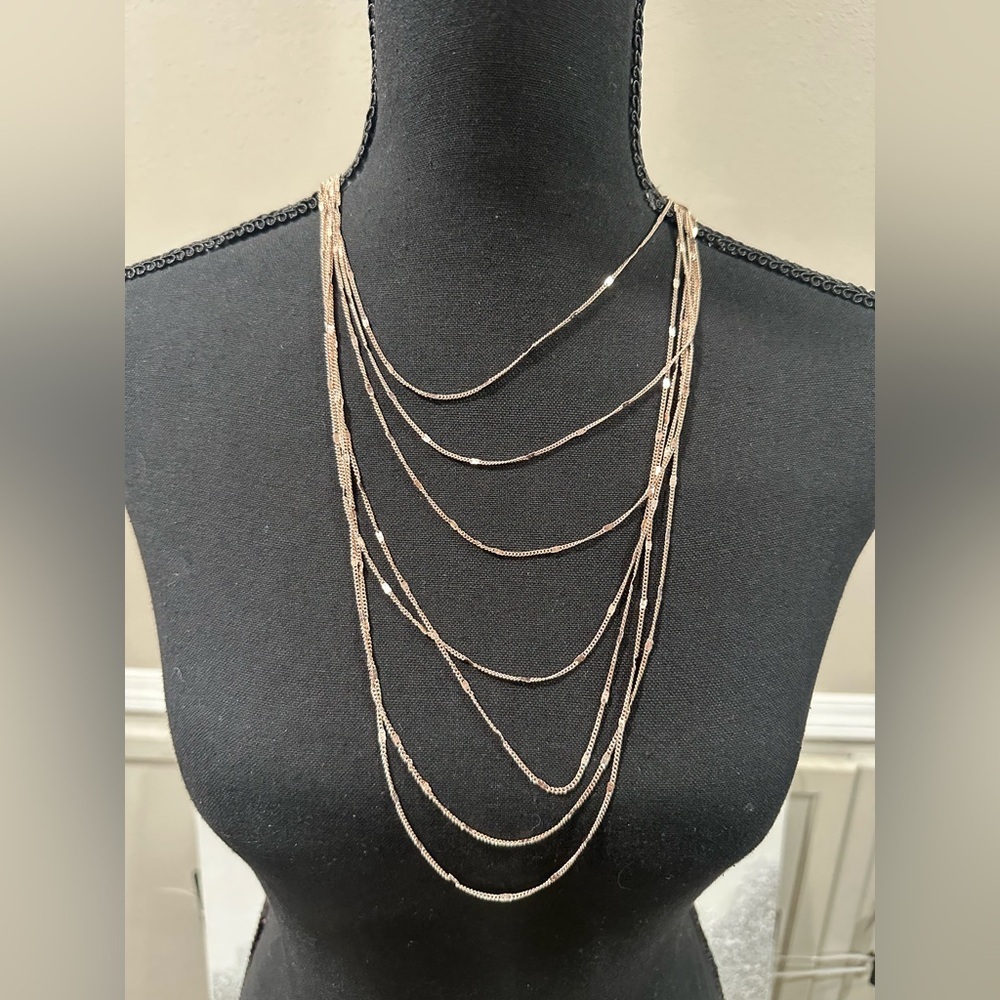 🔴Elegant Gold Layered Necklace - Picture 2 of 4